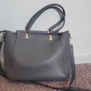 Women Gray Handbag 🌴